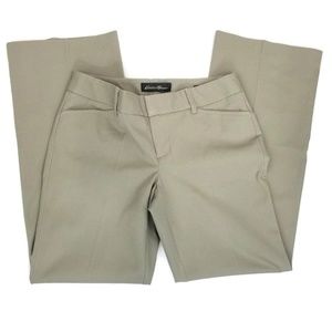 Eddie Bauer khakis Women's Size P4 Slightly Curvy